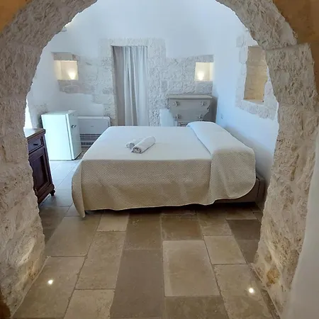 Trullo Terra Bianca * 奥斯图尼